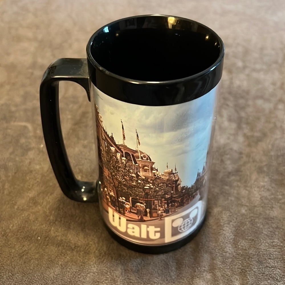 Vintage Walt Disney mug. - Picture 3 of 4